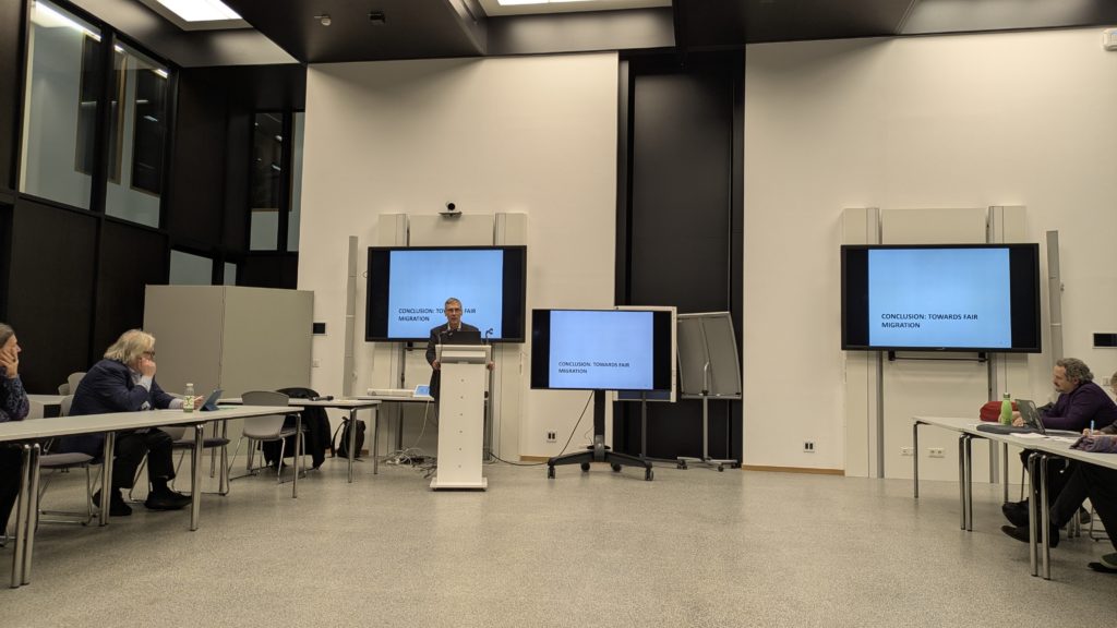 PXL_20251203_180034401.MP