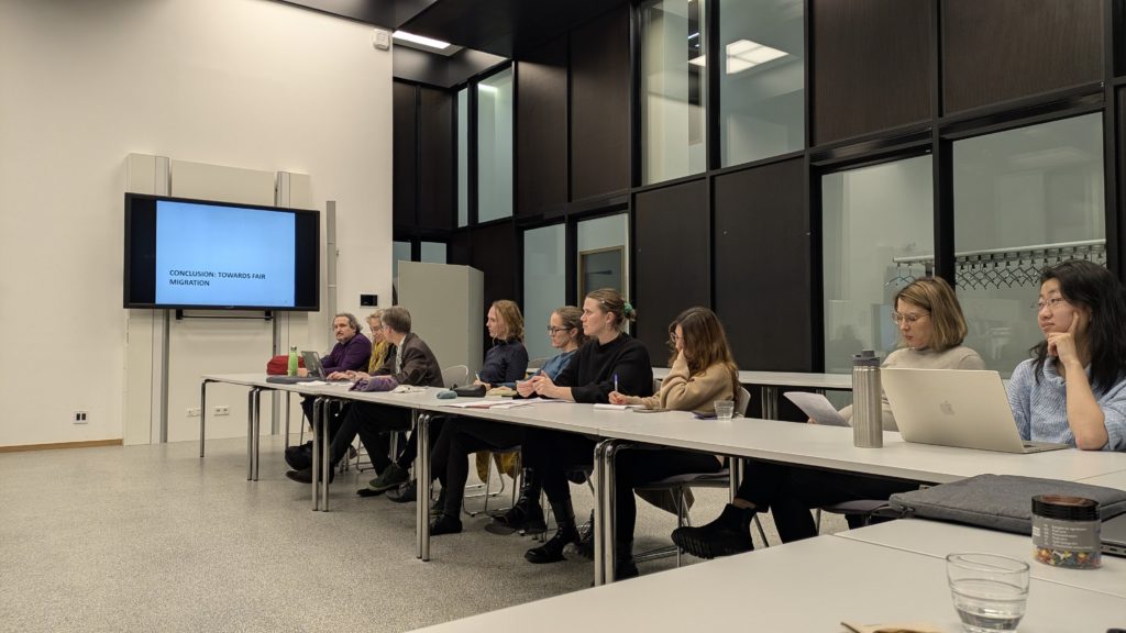 PXL_20251203_180054508.MP